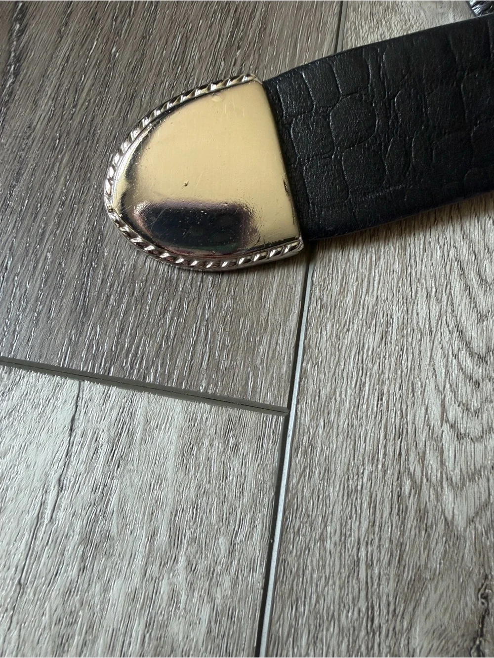 The Ritz Collection-GenuineBlack Leather Croc Embossed Large Silver Buckle-